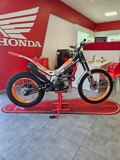 trial montesa 301 repsol RACE REPLICA - ETUPES