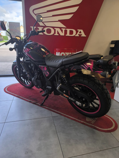 HONDA CL500 "EDITION MIAMI 80" SCRAMBLER - ETUPES