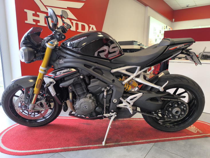 TRIUMPH SPEED TRIPLE 1200 RS - ETUPES