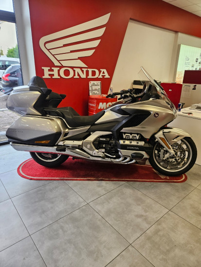 GOLDWING 1800 DCT TOURING - ETUPES