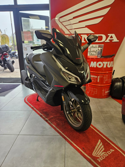 HONDA FORZA 125  EDITION SPECIAL 2025 - ETUPES