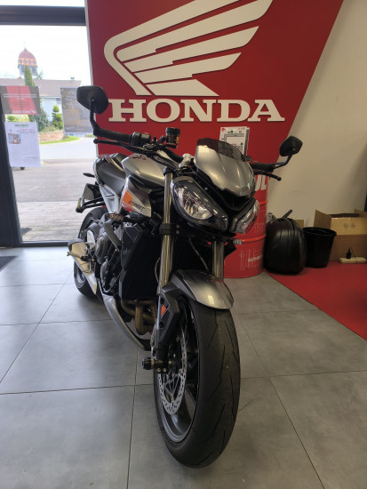 TRIUMPH STREET TRIPLE RS - ETUPES