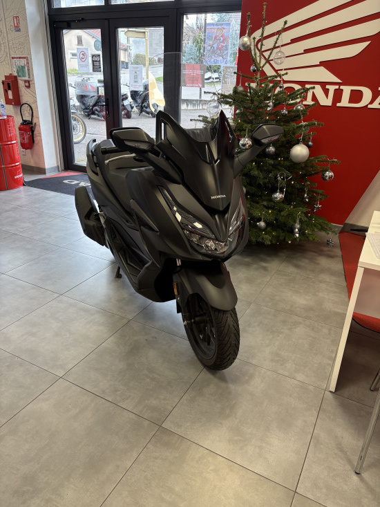 HONDA FORZA 125 - ETUPES