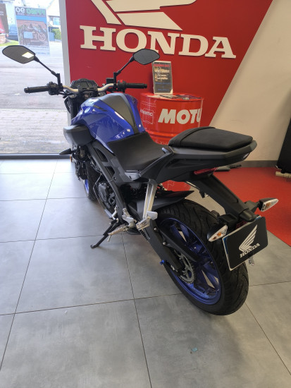 YAMAHA MT125 - ETUPES