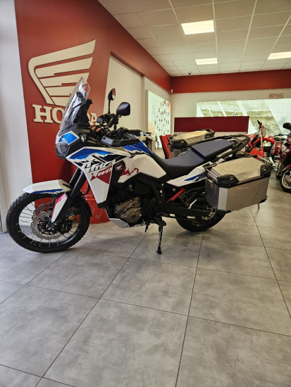 AFRICA TWIN DCT SE REPLICA - ETUPES