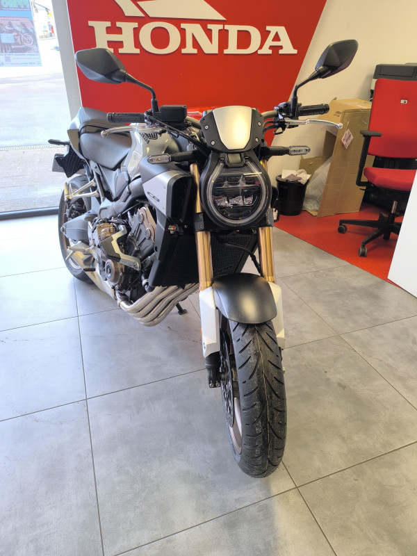 YAMAHA FJR 1300 ABS MASTER  RIVERY 