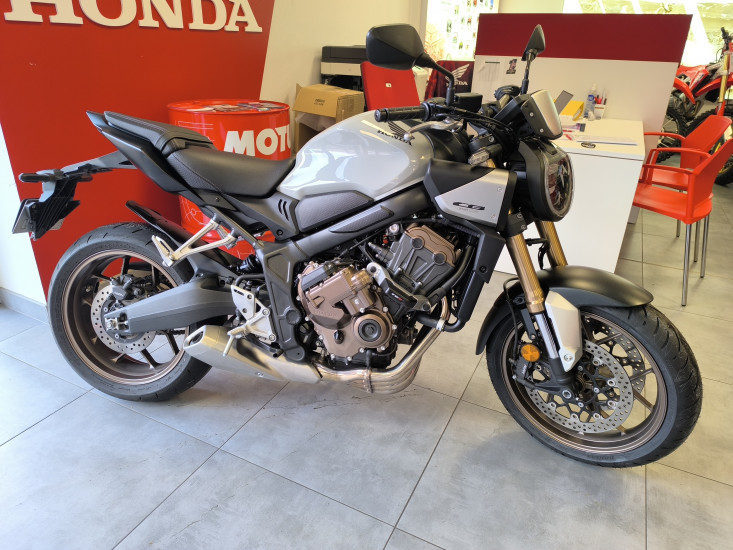 HONDA CB650R E-CLUTCH - ETUPES