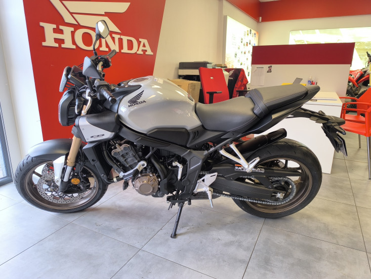 HONDA CB650R E-CLUTCH - ETUPES