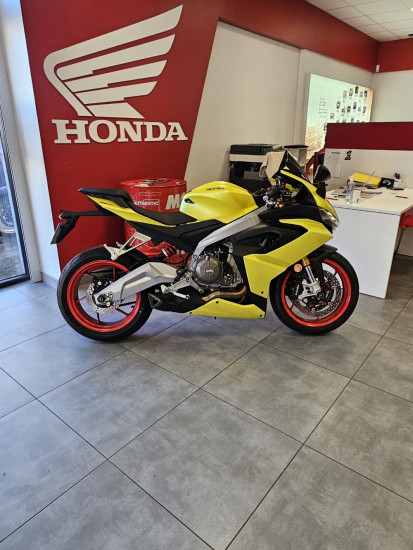 APRILIA RS 660 - ETUPES