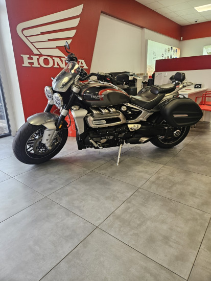 TRIUMPH ROCKET 3GT - ETUPES