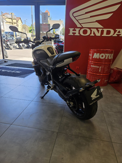 TRIUMPH TRIDENT 660 - ETUPES