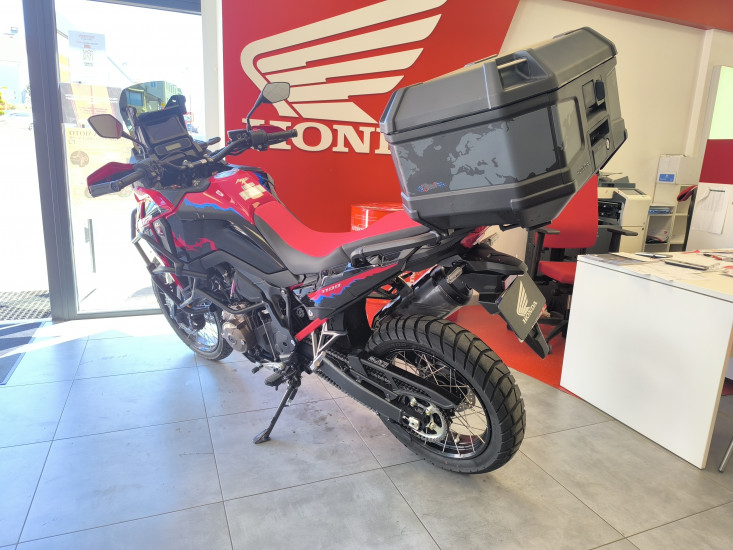 HONDA AFRICA TWIN * 2000€ D'ÉQUIPEMENTS & ACCESOIRES OFFERTS - ETUPES