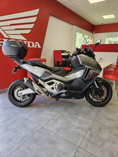 HONDA FORZA 750 - ETUPES