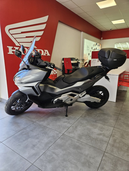 HONDA FORZA 750 - ETUPES